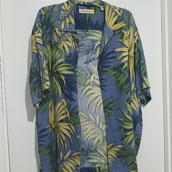 Tommy Bahama Other - Tommy Bahama Short Sleeve Button Down Shirt